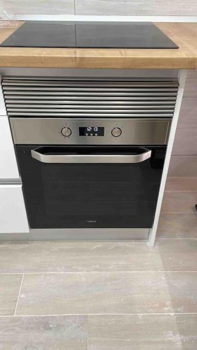 Planta Baja Moderna Y Nueva A Estrenar En El Centro Ciudad 2 Habitaciones Y 2 Banos Elche Kültér fotó